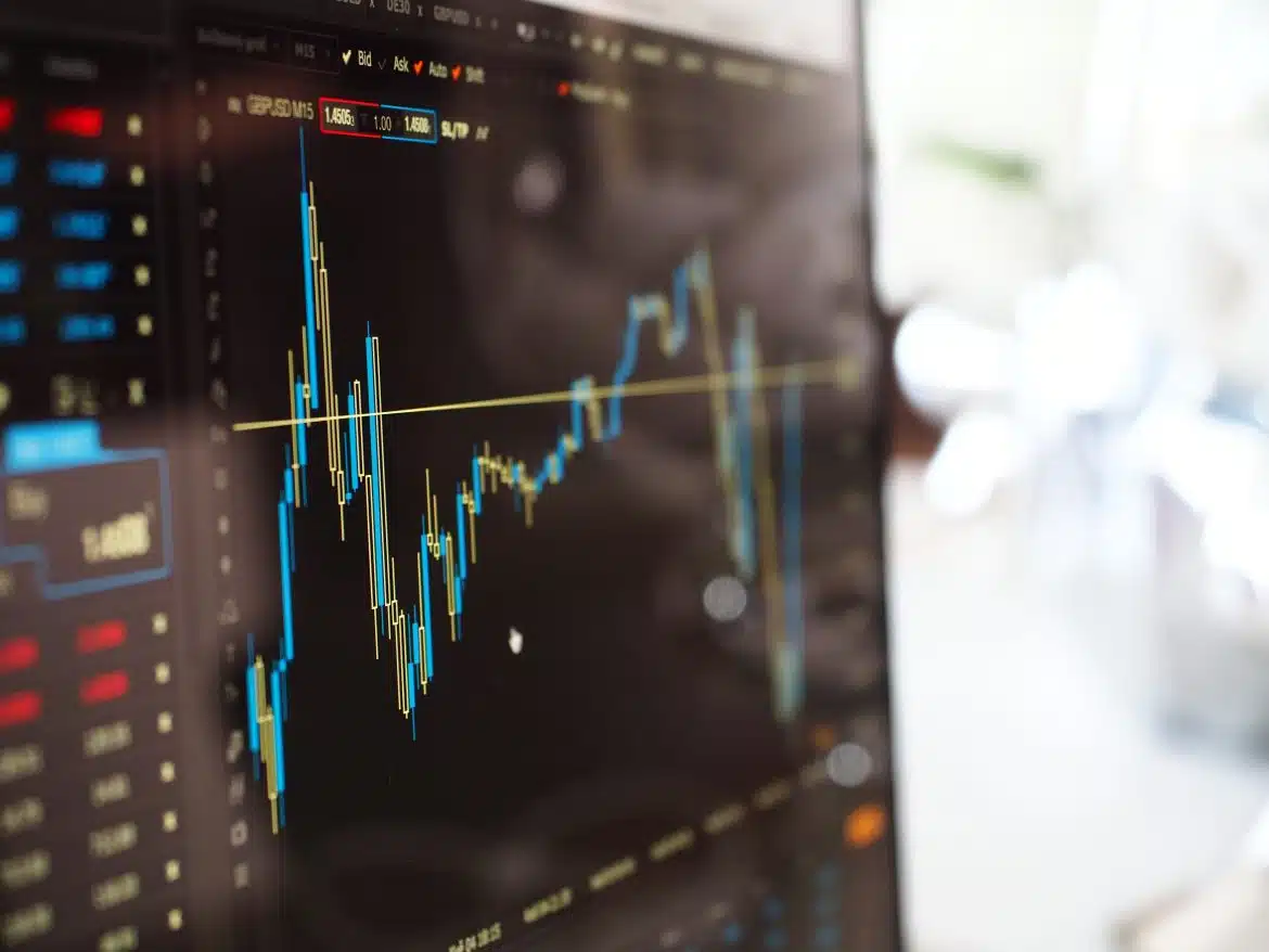 Les ETF inversés : un outil pour profiter des marchés baissiers